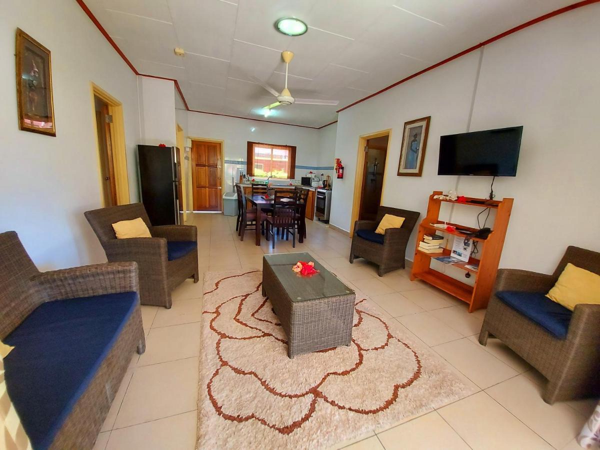 Hostellerie La Digue  Extérieur photo