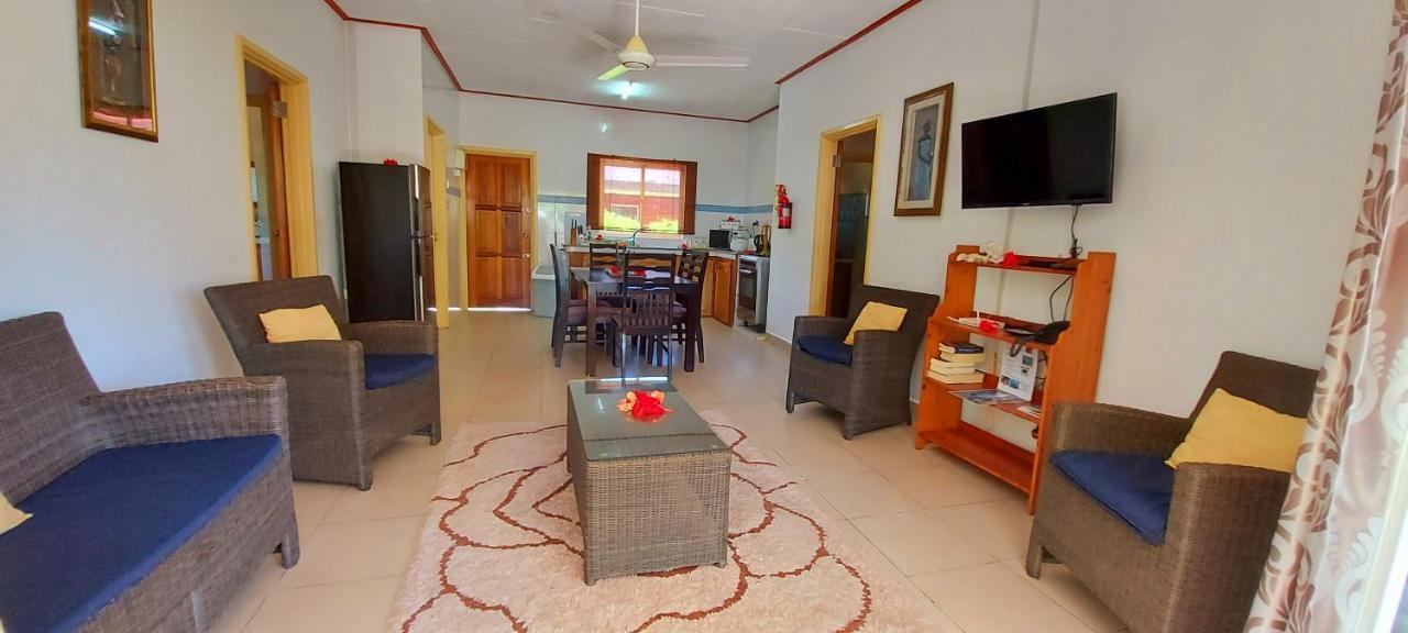Hostellerie La Digue  Extérieur photo