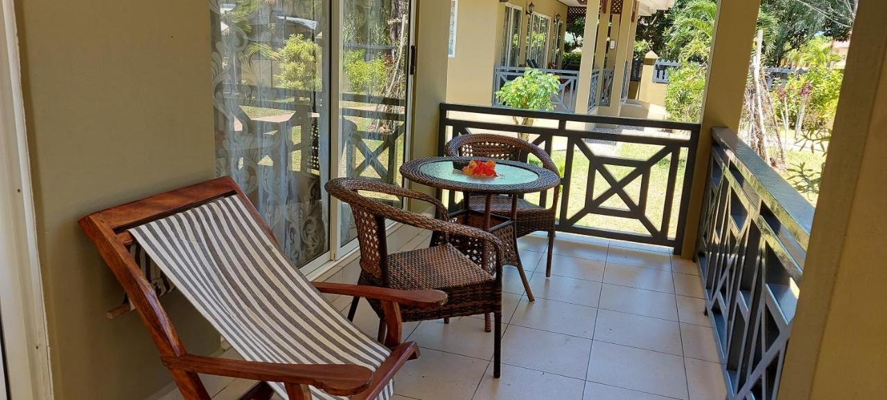 Hostellerie La Digue  Extérieur photo